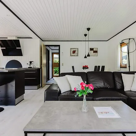 Modern Beachside Retreat In Marielyst 2br * Bøtø By