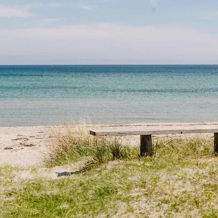 Apartman Modern Beachside Retreat In Marielyst 2br