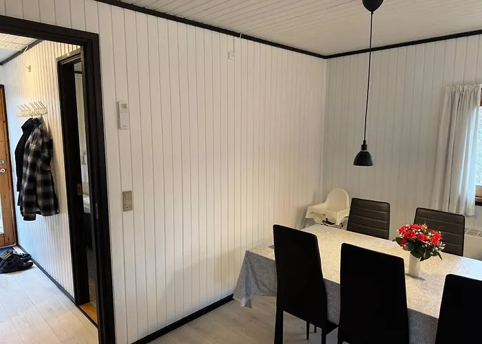 Modern Beachside Retreat In Marielyst 2br Bøtø By